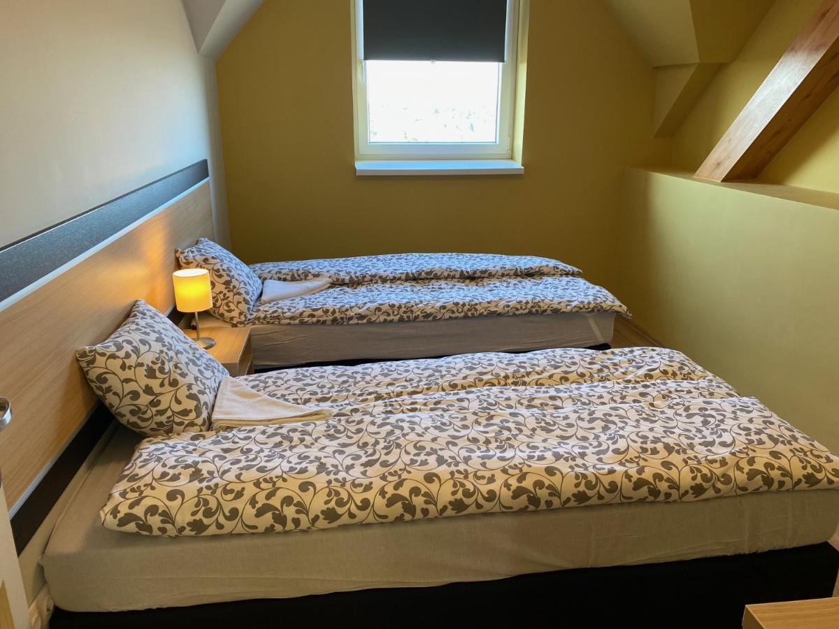 Romahegy Rendezvenyhaz Bed & Breakfast Kaposvar Luaran gambar