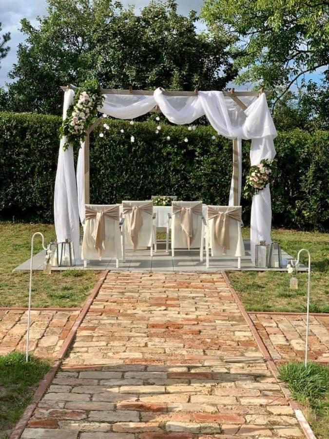 Romahegy Rendezvenyhaz Bed & Breakfast Kaposvar Luaran gambar